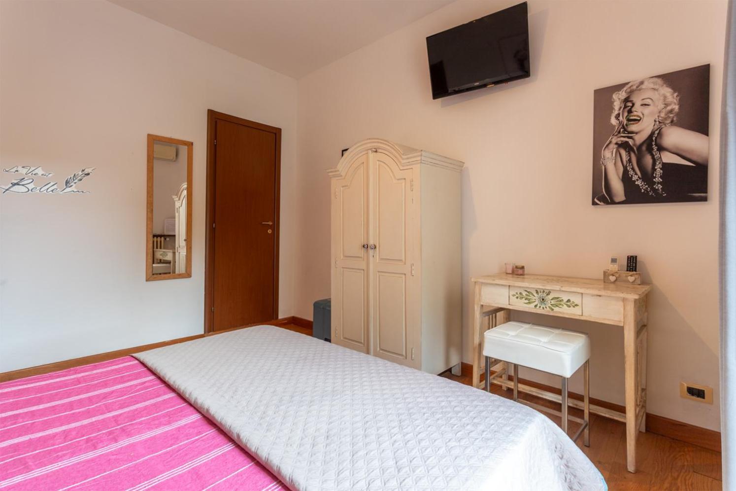 Maxi Paradiso - Guest House A Due Passi Dal Lago Trasimeno Torricella  外观 照片