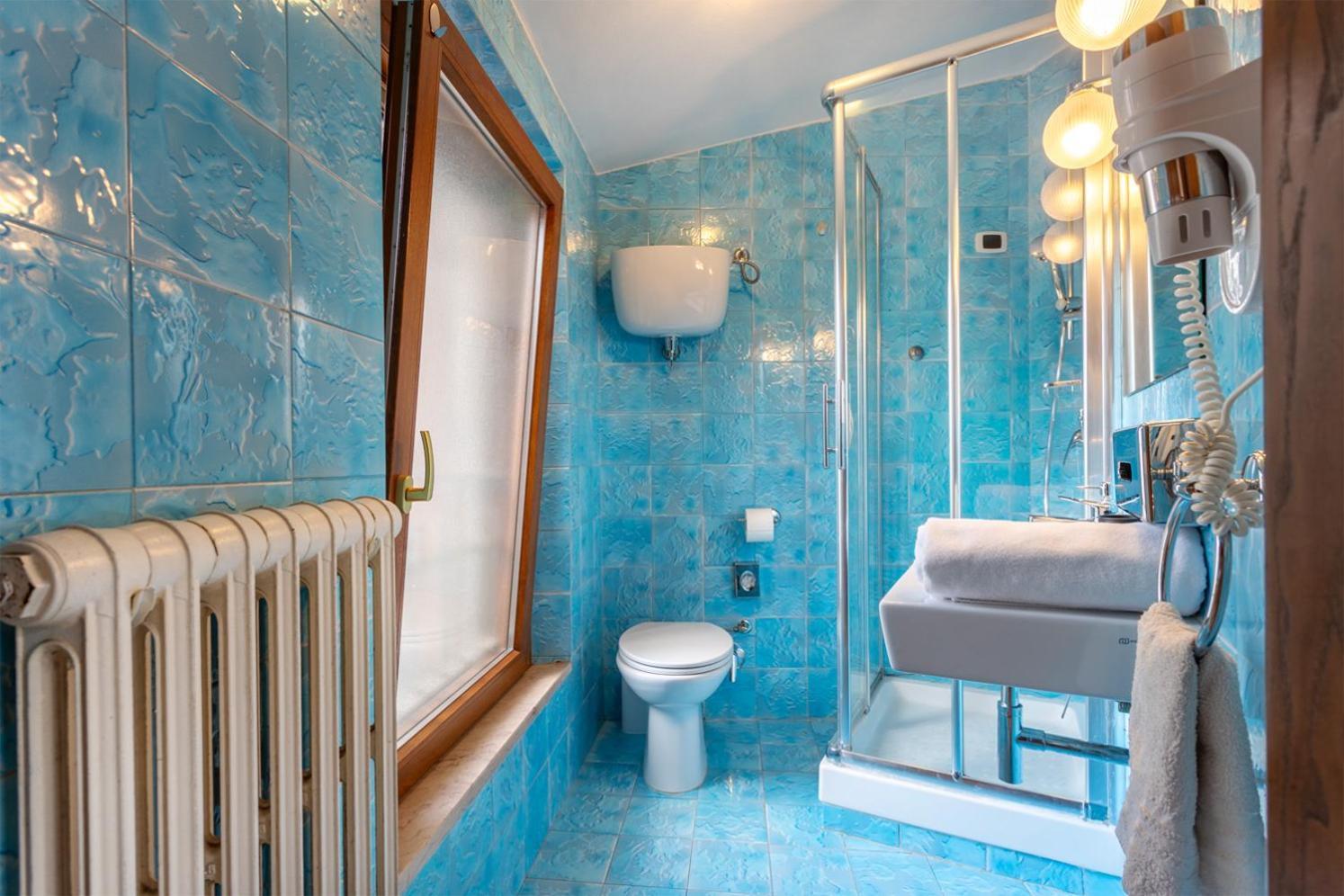 Maxi Paradiso - Guest House A Due Passi Dal Lago Trasimeno Torricella  外观 照片