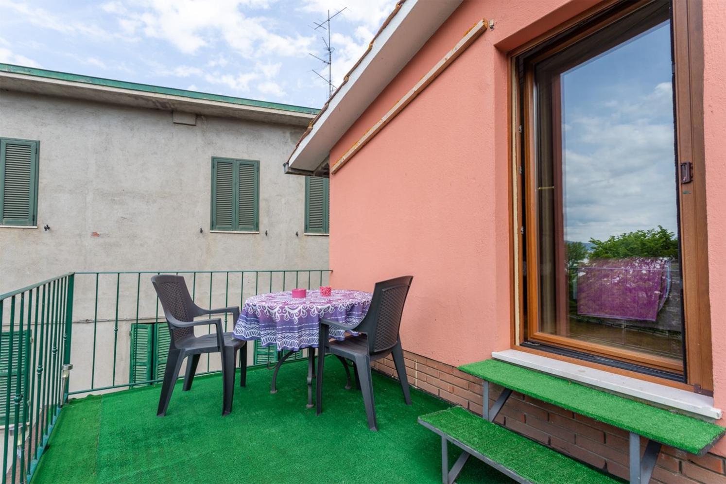Maxi Paradiso - Guest House A Due Passi Dal Lago Trasimeno Torricella  外观 照片