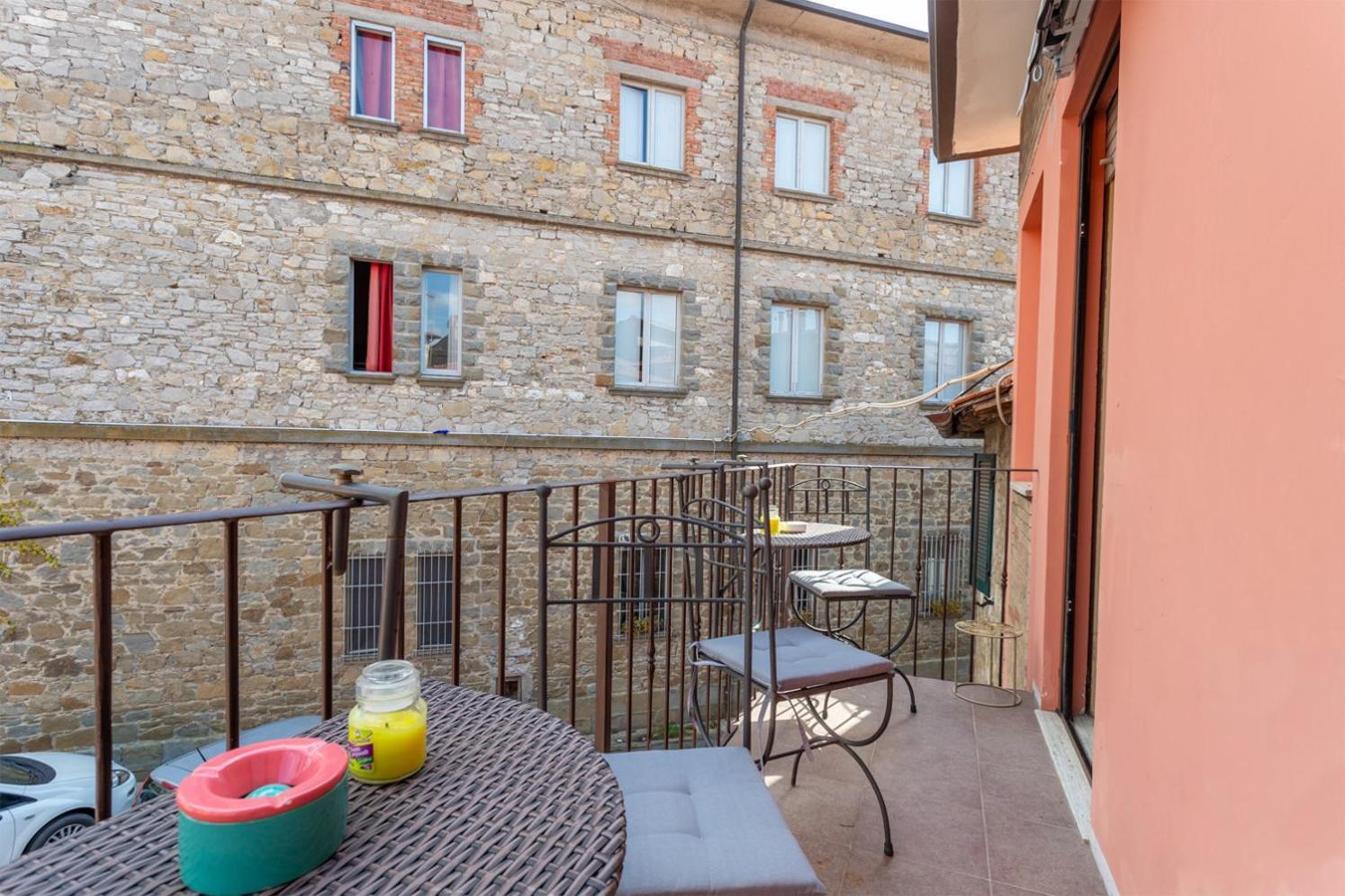 Maxi Paradiso - Guest House A Due Passi Dal Lago Trasimeno Torricella  外观 照片