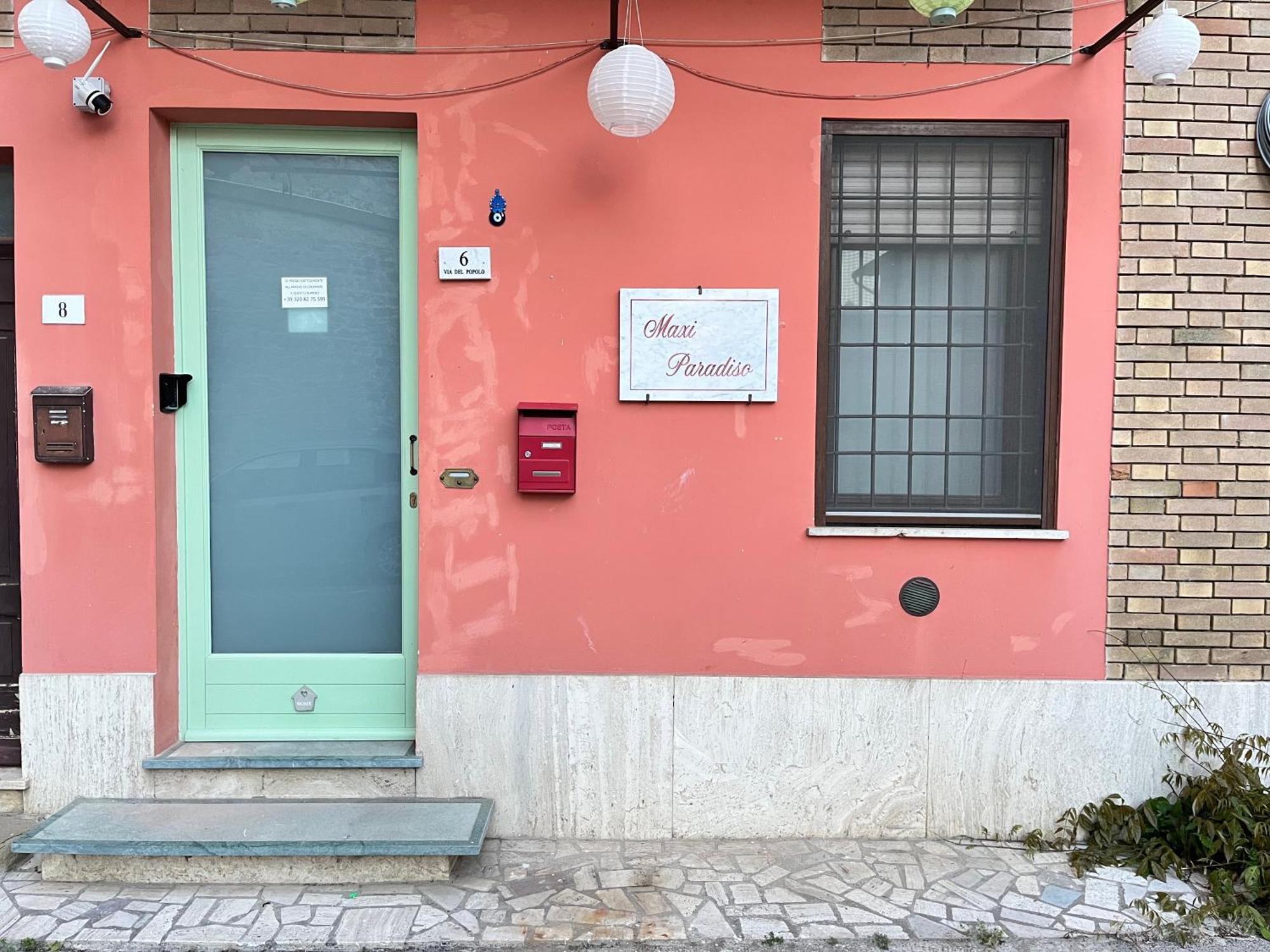Maxi Paradiso - Guest House A Due Passi Dal Lago Trasimeno Torricella  外观 照片